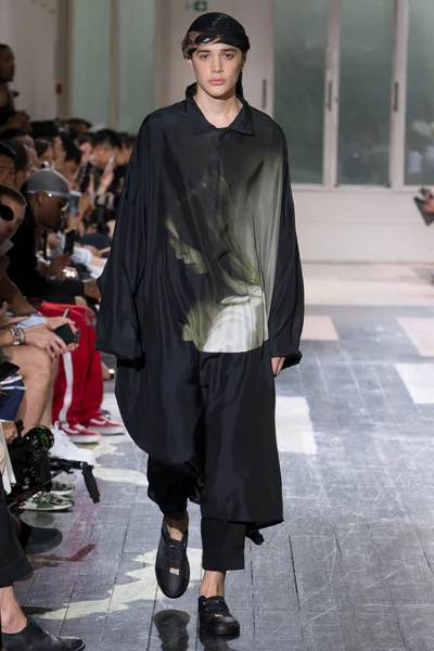 Look 35